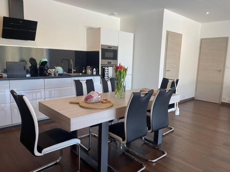 Brand New Villa With Fully Intergrated Air Conditioning & Private Pool, Overlooking Forest Sardan Kültér fotó